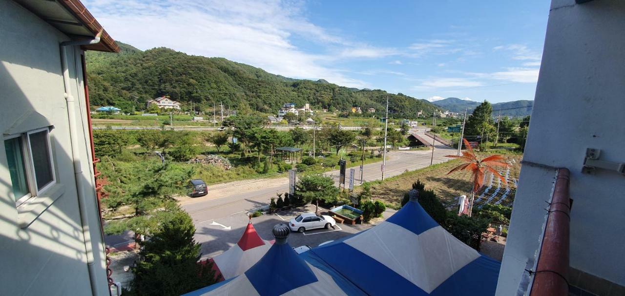 Gangchon Beautiful Pension Chuncheon Exterior foto